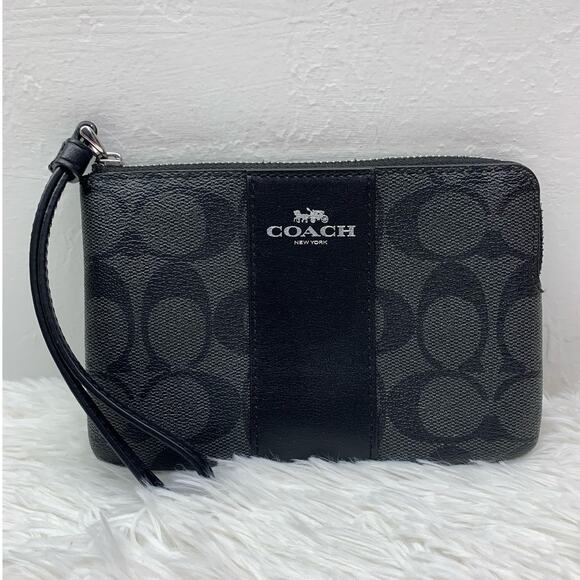 COACH Black Coat Canvas Signature Wristlet - Picture 1 of 7